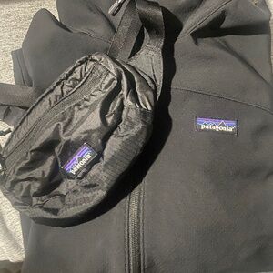 Patagonia Women's Adze jacket with light weight waistbag